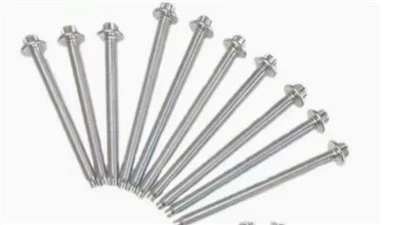 Kev Ua Si Cua Txias Tswj Ntaus Bolts